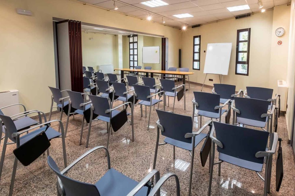 medicos-rioja-instalaciones-aulas-formacion01